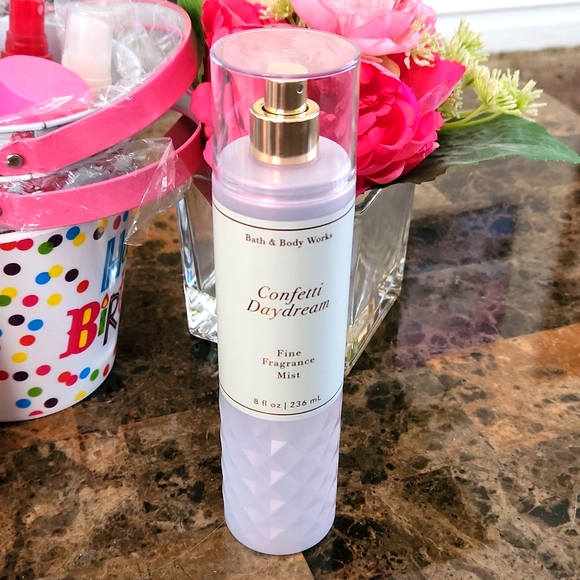 Bath & Body Works Other - 🆕🌺Confetti Dream
